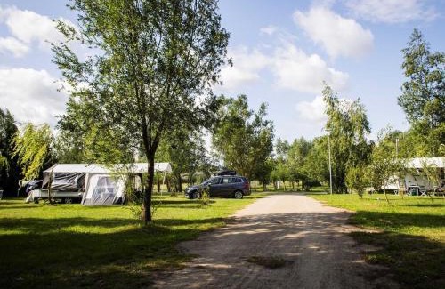 Neukalen Apartment | Peenecamp Neukalen, Campingplatz