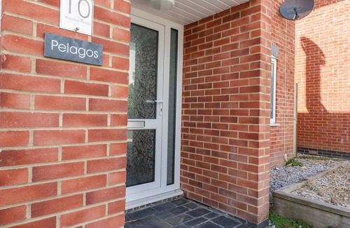 Bude Cottage | PELAGOS, family friendly, country holiday cottage in Bude