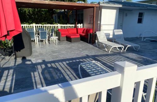 Pompano Beach Hotel | Pelican By The Sea