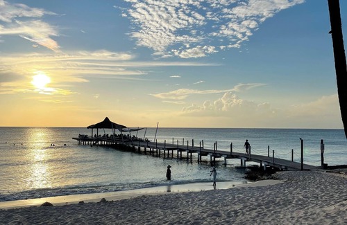 Dominicus Condo | Pelican Cabanan