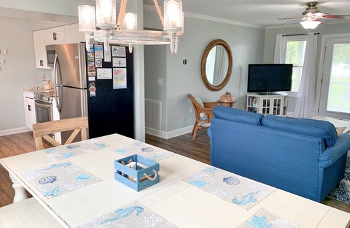Ocracoke Condo | Pelican's Perch: Centrally located Dog friendly condo with pool.