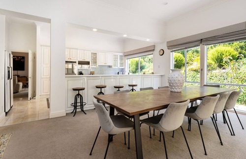 Mount Eliza House | Pelican Views by Property Mums