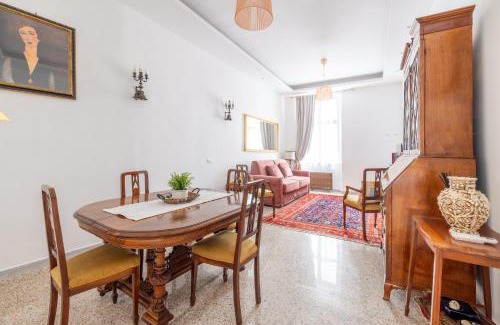 Rione VI Parione Apartment | Pellegrino Charming by Varental