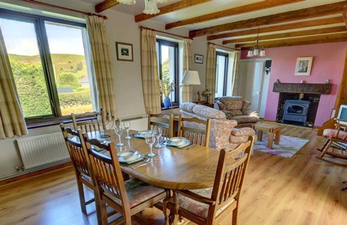 Rosebush House | Penbrist in Clynderwen