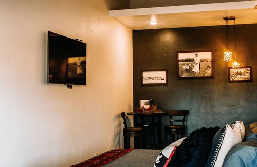 Last Chance Apartment | Pendleton Pointe #9