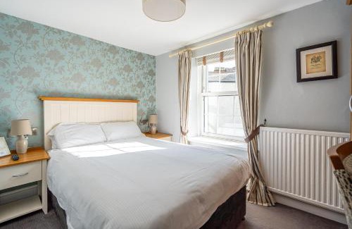 Aberdovey Hotel | Penhelig Arms