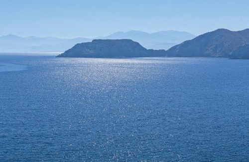 Mononaftis Resort | Peninsula Resort & Spa