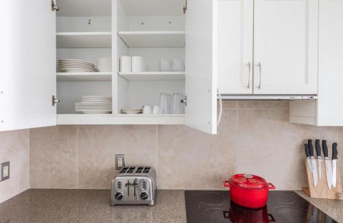 Penn Quarter Apartment | Penn Quarter 1BR w Gym Pool Doorman nr Metro WDC-159