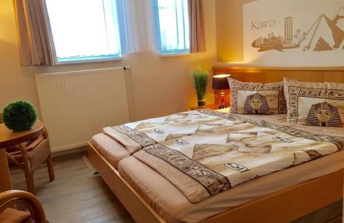 Tarnewitz House | Pension Cora