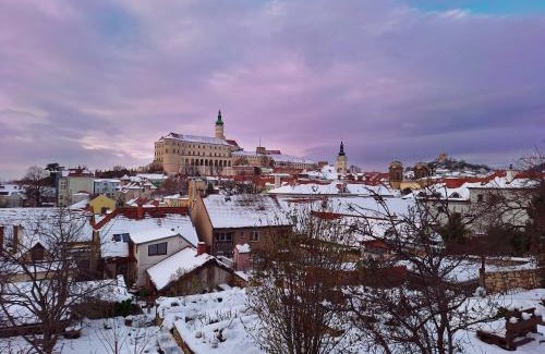 Mikulov House | Pension Sebastian a vinný bar Prostě SKLEP