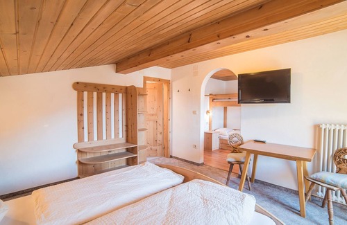St. Valentin auf der Haide House | Pension Sprenger