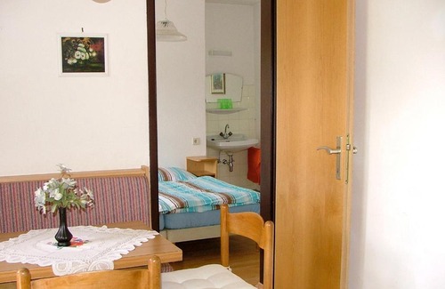 Drobollach am Faakersee Apartment | Pension Weiss