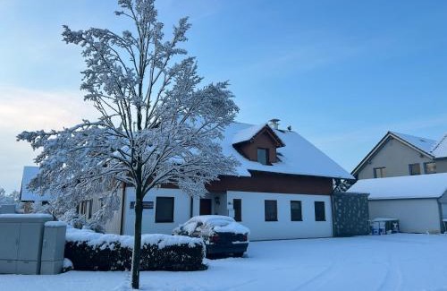 Harthausen House | Pension Zum Paradies