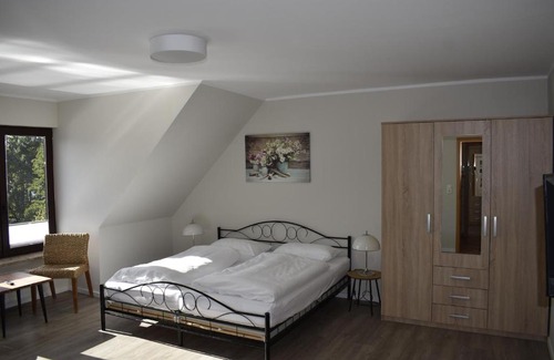 Witzeeze House | Pension zur Schleuse am Elbe Lübeck - Kanal in Witzeeze