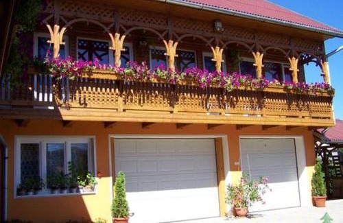 Corund House | Pensiunea Fenyő