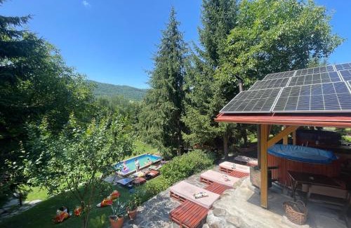 Sub Cetate House | Pensiunea Hétvezér Panzió