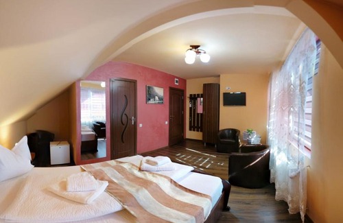 Tirgu Mures House | Pensiunea Muresul 3*