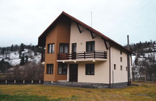Tulghes House | Pensiunea Popasul Călătorului