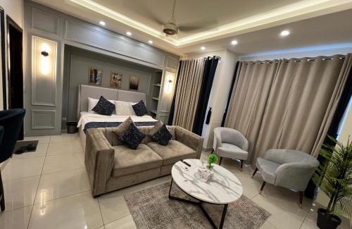 Lahore Apartment | Penta Square Signature Apartments DHA Lahore