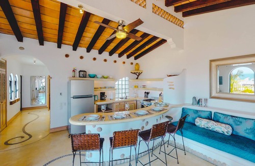 Proyecto escola Condo | Penthouse 2 Bedrooms One Block from Malecon Check out Casa Escritores Penthouse