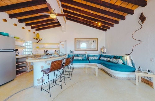 Proyecto escola Condo | Penthouse 2 Bedrooms One Block from Malecon Check out Casa Escritores Penthouse