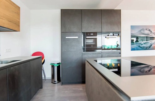 Ruettenscheid Apartment | Penthouse above the rooftops of Essen