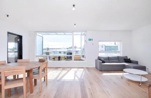 Downtown Apartment | Penthouse Apartment on the Main Shopping Street