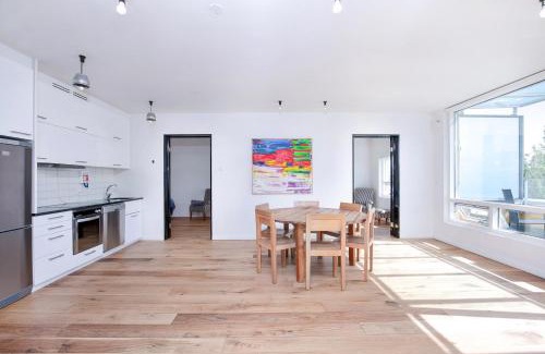 Downtown Apartment | Penthouse Apartment on the Main Shopping Street