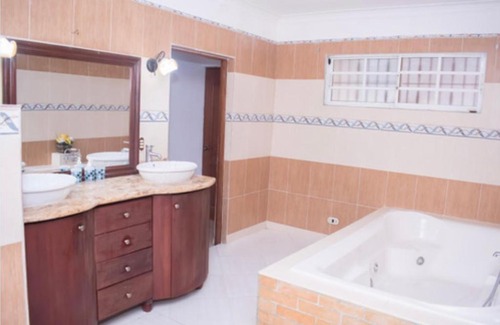 La Isabelita Apartment | Penthouse con jacuzzi La cueva de los 3 ojos