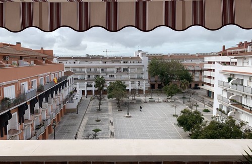 Sanlucar de Barrameda Apartment | Penthouse in Infantas Square, ideal for families.