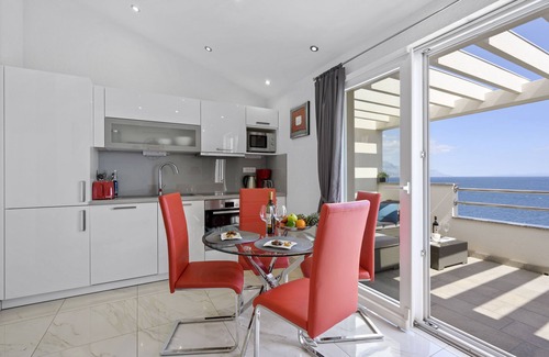 Mimice Apartment | Penthouse Filka-Coral apartment with top sea view