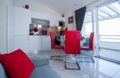 Mimice Apartment | Penthouse Filka-Coral apartment with top sea view