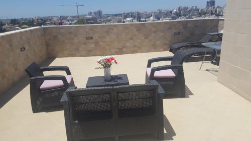 Rehovot Apartment | Penthouse In The City