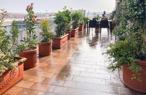 Gioia Apartment | Penthouse in the sky with 30 sqm terrace Milan Central Station