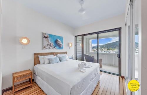 Airlie Beach Apartment | Penthouse living at the Port of Airlie