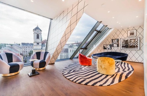 Sankt Ulrich Apartment | Penthouse near the town hall Vienna