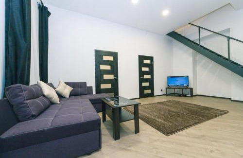 Verkhnie Misto Apartment | Penthouse on Maydan Loft Style