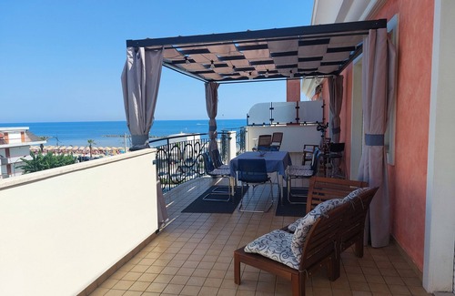 Martinsicuro Apartment | Penthouse on the Adriatic Sea