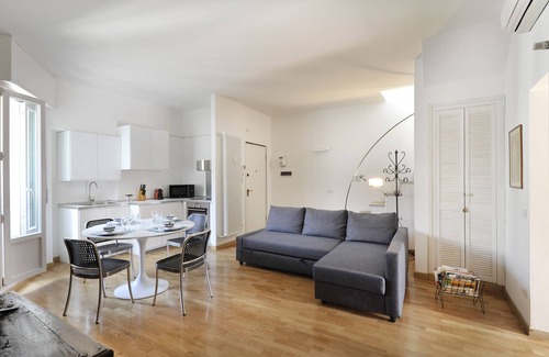 Carrobbio Apartment | PENTHOUSE ON TWO LEVELS WITH BEAUTIFUL TERRACE