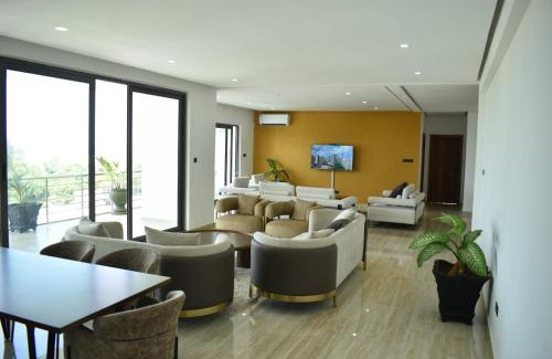 Mombasa Apartment | Penthouse uNICKS