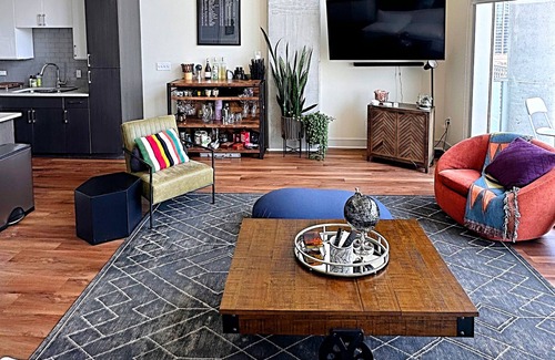 West End Condo | Penthouse W/6th st Downtown ATX