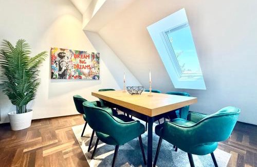 Meidling Apartment | Penthouse Wien mit Parkplatz und Balkon