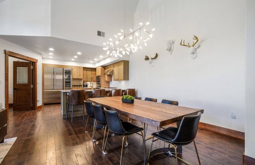 Peak 8 Condo | Penthouse with 4 Bedrooms. Ski-In/Ski-Out at Peak 8 in One Ski Hill.