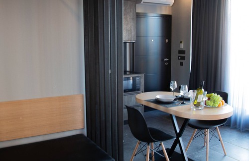 Kinosargous Apartment | Penthouse with Acropolis view for 2 guests - The Urban Link