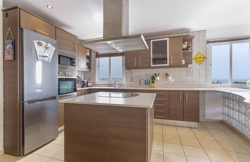 Costa Teguise Apartment | Penthouse with Jacuzzi, Sea & Volcano Views
