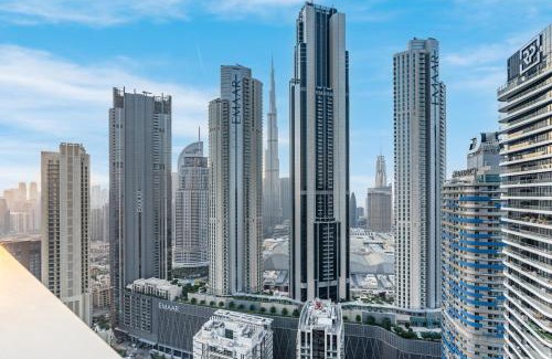 Downtown Dubai Apartment | Penthouse with Private Terrace and Full Burj View