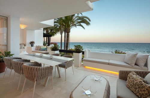 Golden Mile Apartment | Penthouse with Sea View in Puente Romano