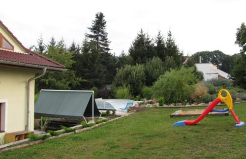 Strilky House | Penzion Helena a chata Helena