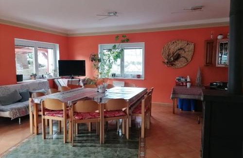 Strilky House | Penzion Helena a chata Helena