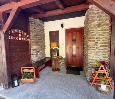Kubova Hut House | Penzion u Zdichynců